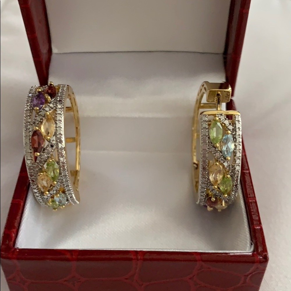 Earrings multi-stone